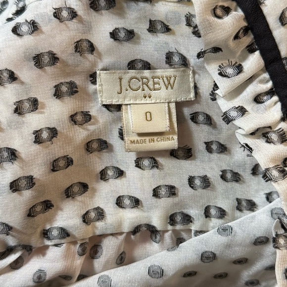 J. Crew White and Black Patterned Blouse size 0 - Picture 5 of 6